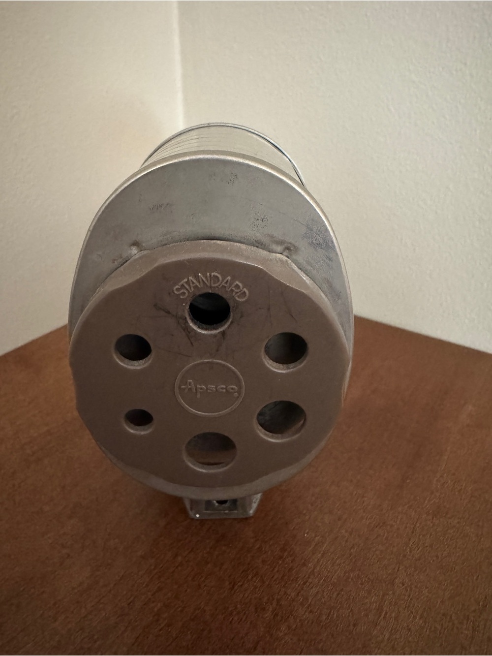 Vintage Giant APSCO Manual Pencil Sharpener - Picture 2 of 4
